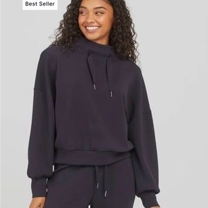 SPANX Airlift crewneck black